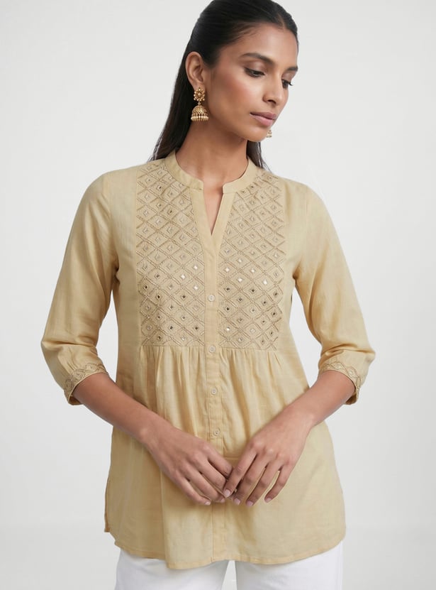 Women Embroidered Yoke Straight Kurti
