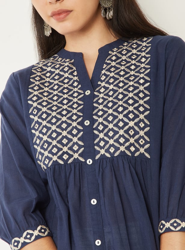 Women Embroidered Yoke Straight Kurti