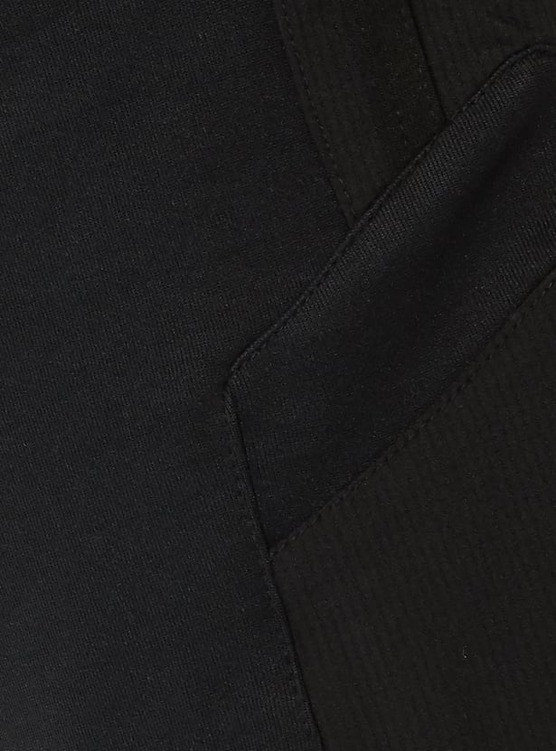 Men Solid Sports Shorts