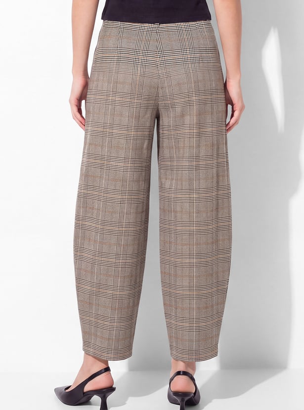 URB_N Women Checked Barrel Pants