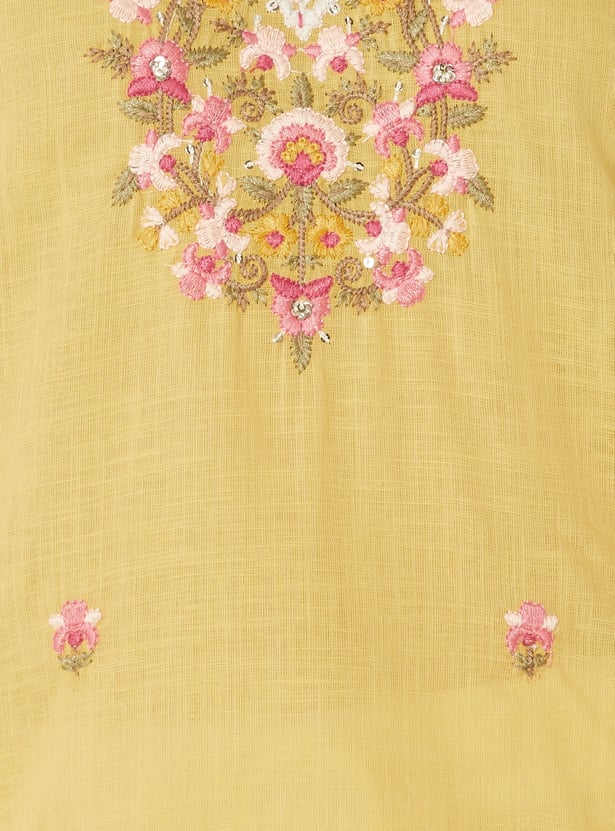 Women Embroidered Straight Kurta