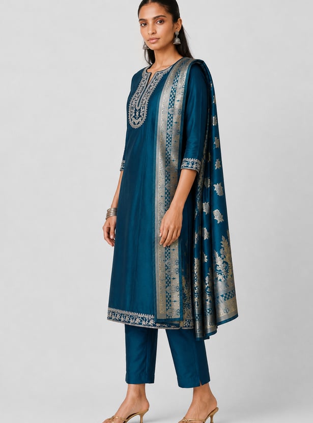 Women Embroidered Straight Kurta Set