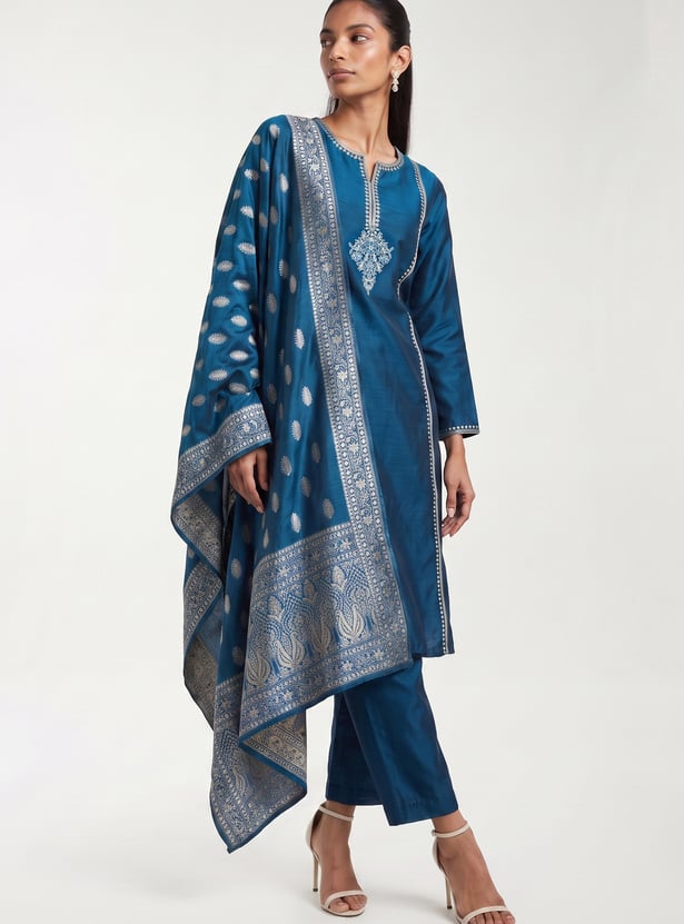 Women Woven Design Straight Kurta Set
