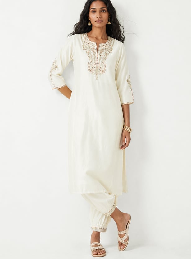 Women Embroidered Kurta Set