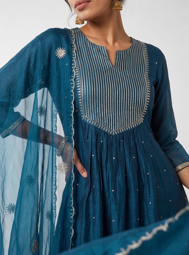 Women Embroidered Anarkali Kurta Set