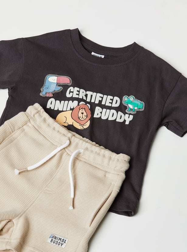 Boys Printed T-shirt with Shorts