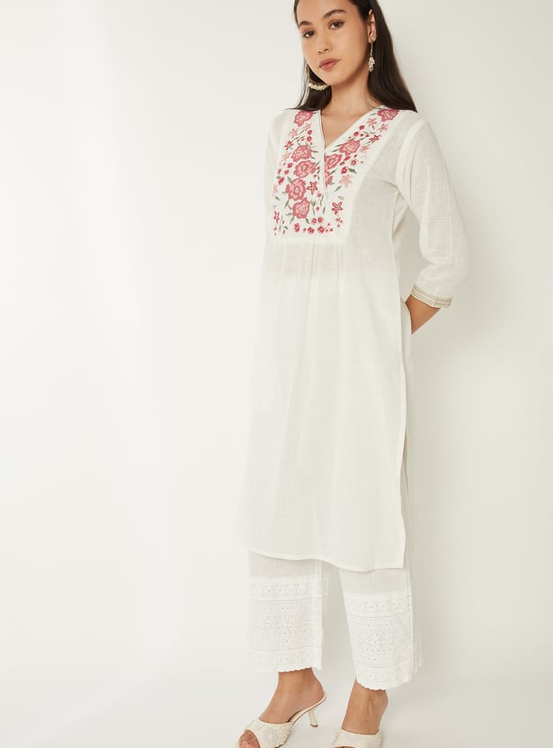 Women Embroidered Straight Kurta