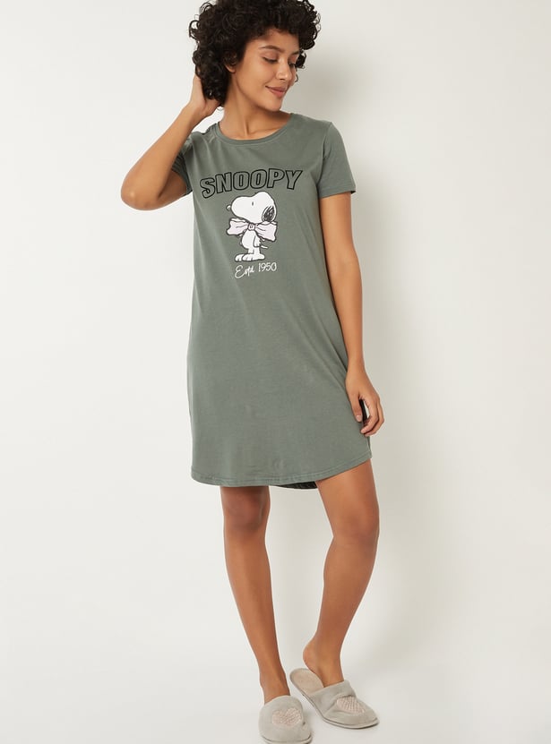 Women Snoopy Printed Nightdress