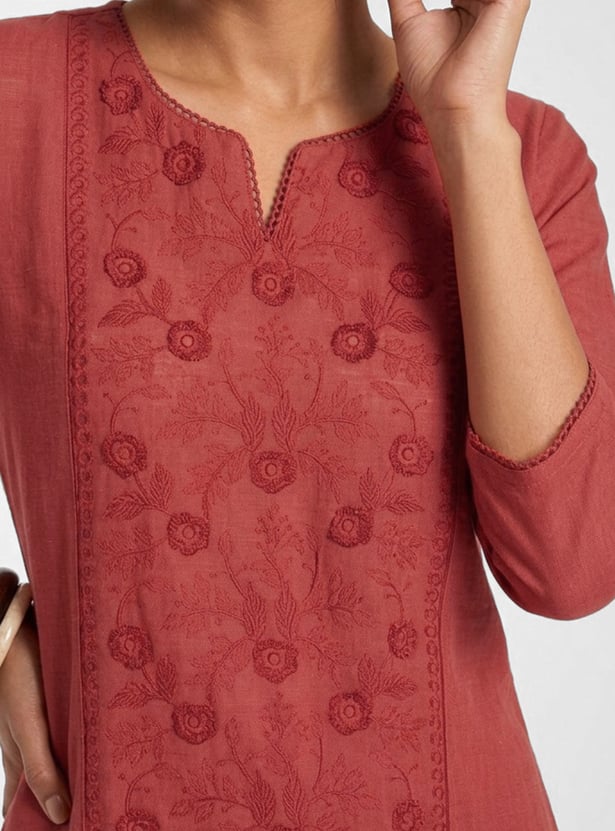 Women Embroidered Straight Kurta
