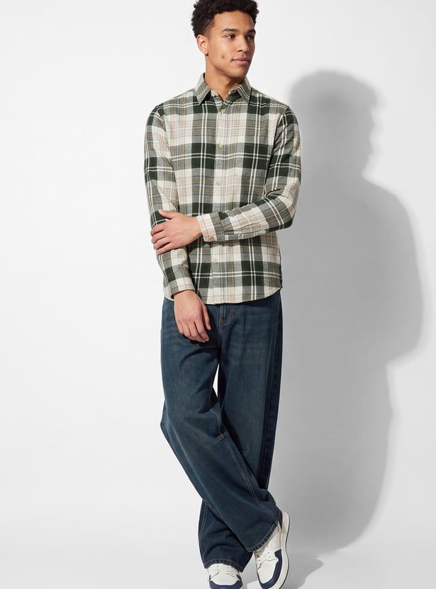 URB_N Men Checked Regular Fit Shirt