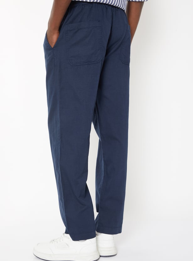 Men Solid Regular Fit Trousers