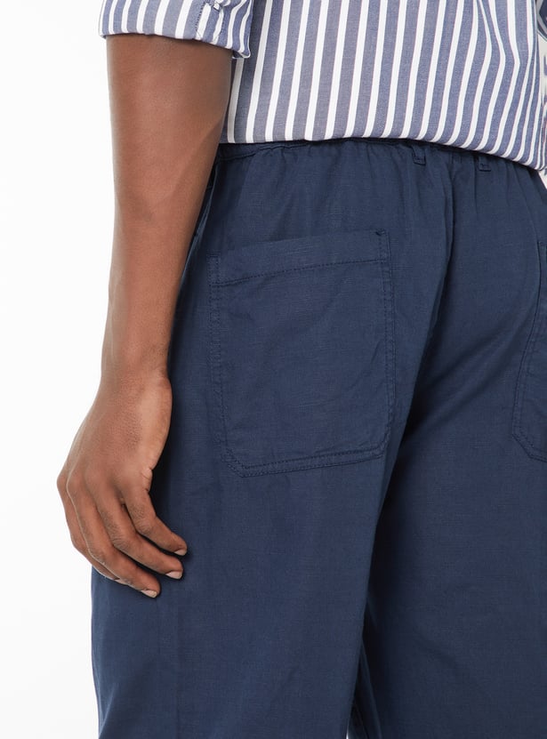 Men Solid Regular Fit Trousers