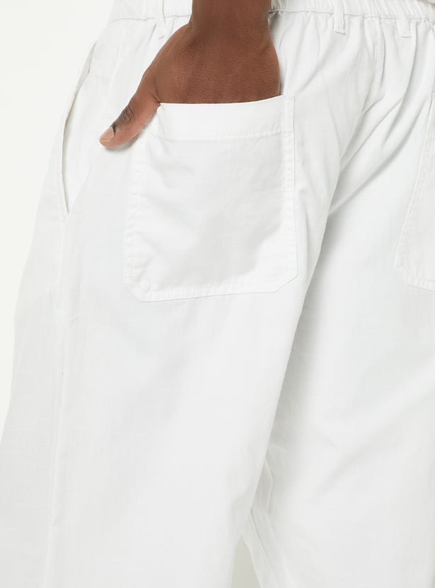 Men Solid Regular Fit Trousers