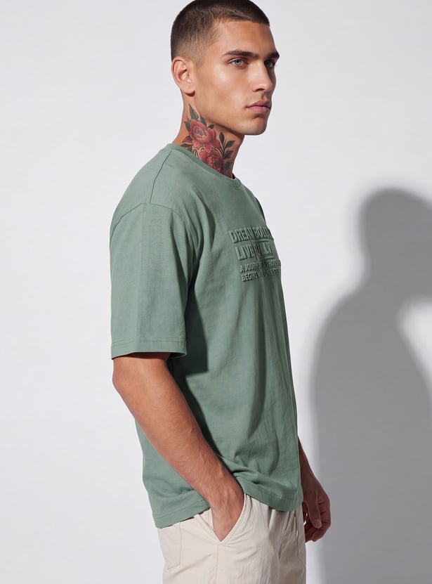 URB_N Men Oversized Embossed Print T-shirt