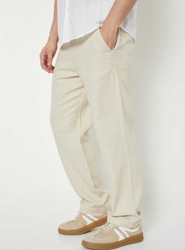 Men Solid Regular Fit Trousers