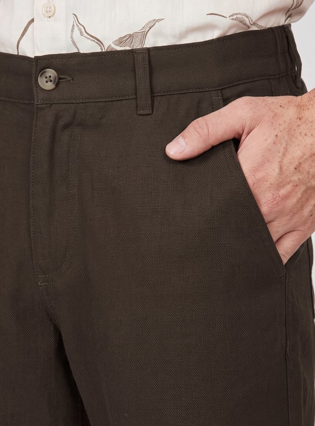 Men Solid Regular Fit Trousers
