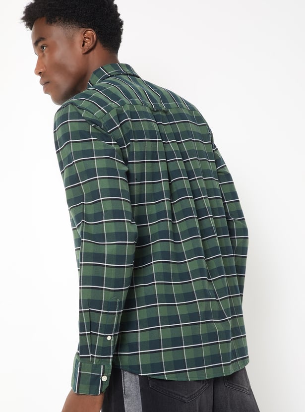 Men Checked Regular Fit Shirt