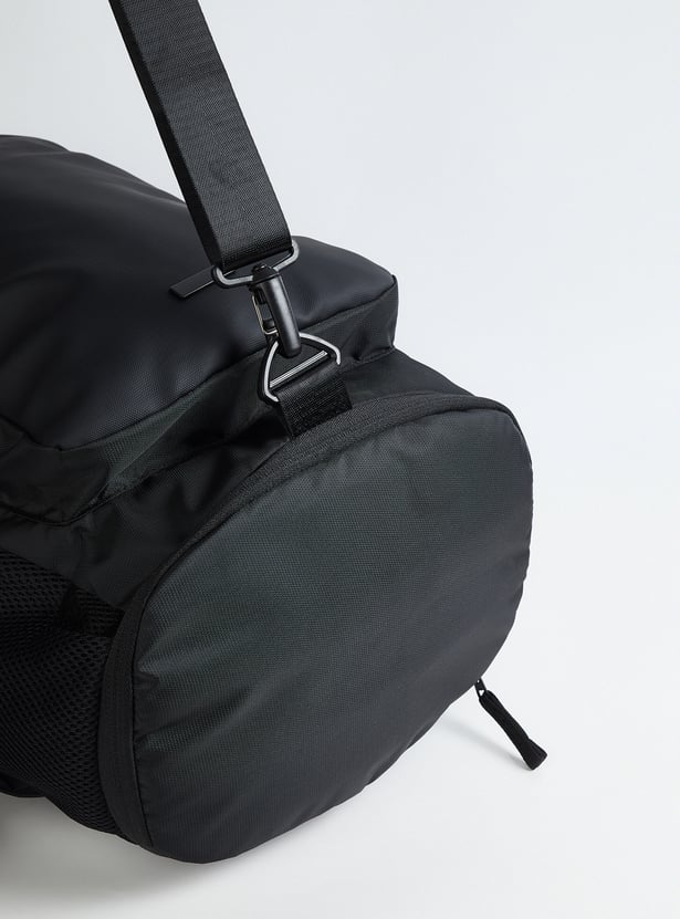 Men Solid Gym Bag