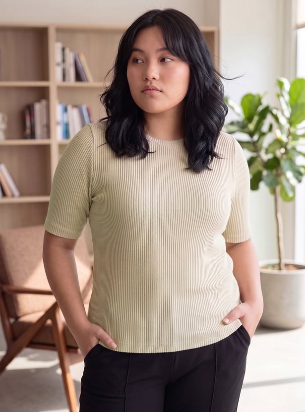 Women Textured T-shirt