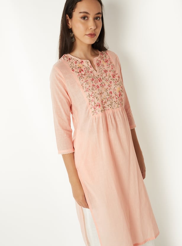 Women Embroidered Straight Kurta