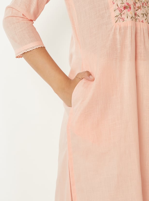 Women Embroidered Straight Kurta
