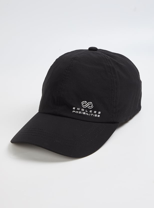 Men Textured Cap