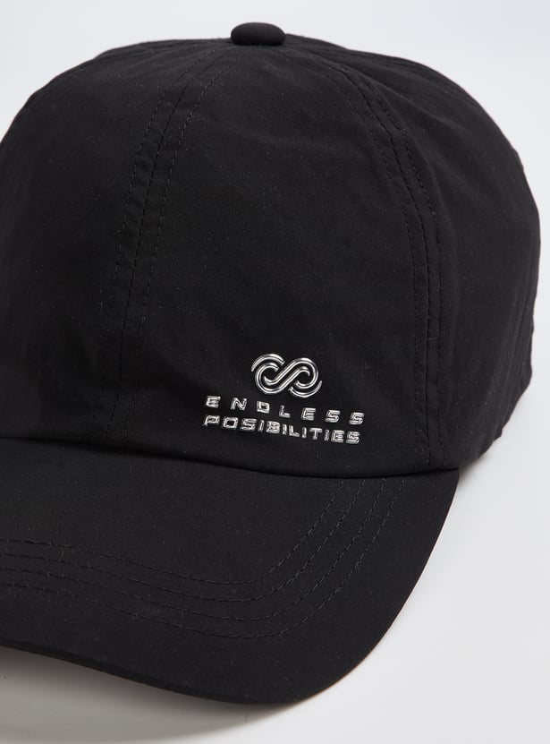 Men Textured Cap