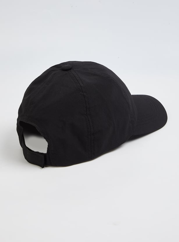 Men Textured Cap