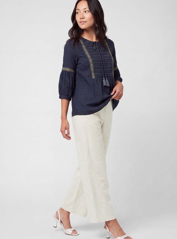 Women Solid Trousers