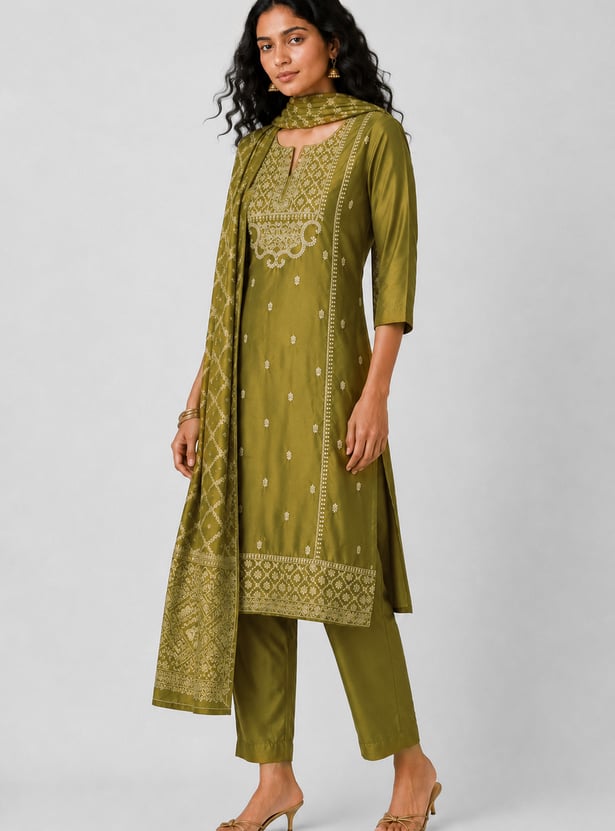 Women Embroidered Straight Kurta Set