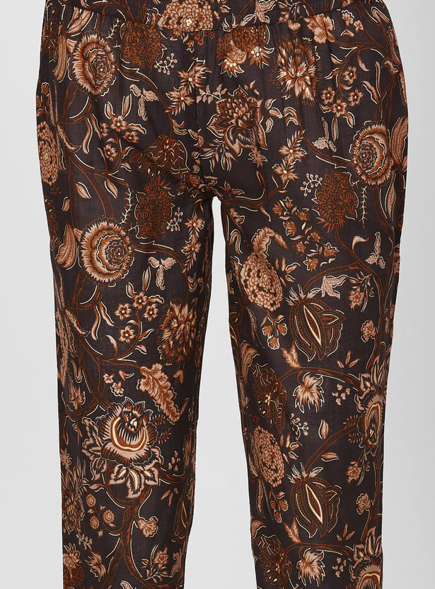Women Printed Straight Kurta Set
