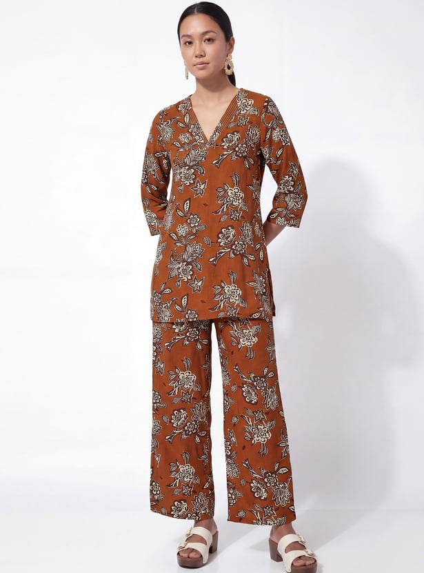 Women Floral Print Straight Kurti Set