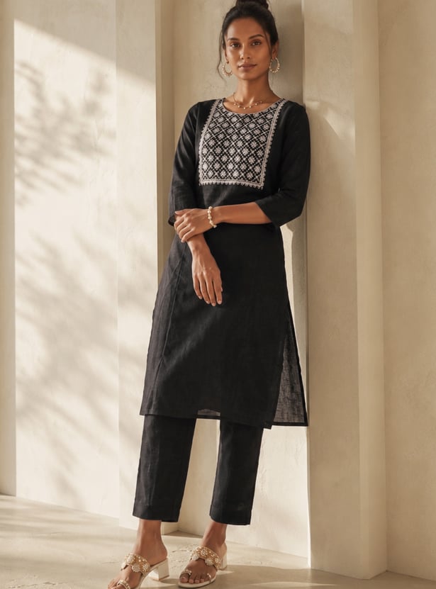 Women Embroidered Straight Kurta Set