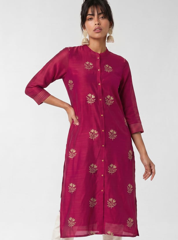 Women Embroidered Straight Kurta