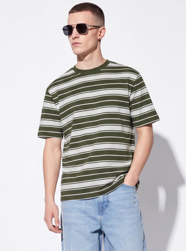 URB_N Men Striped T-shirt