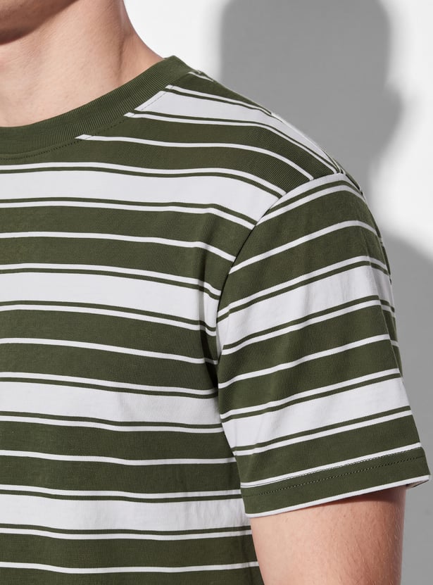 URB_N Men Striped T-shirt