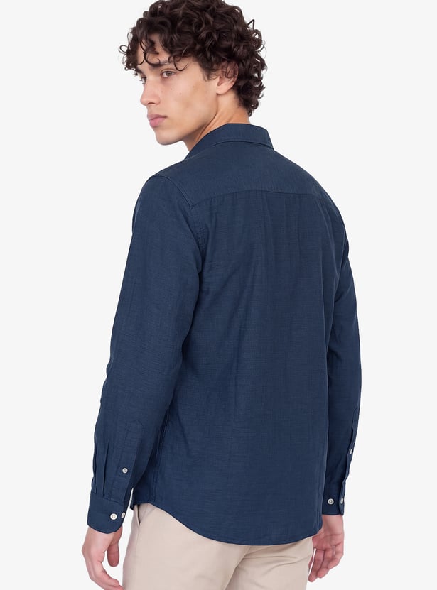 Men Solid Slim Fit Shirt