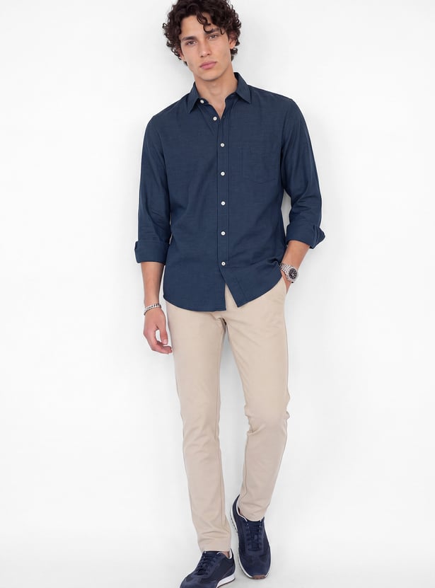 Men Solid Slim Fit Shirt