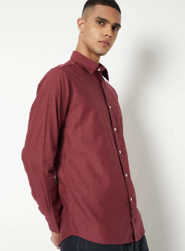 Men Solid Slim Fit Shirt