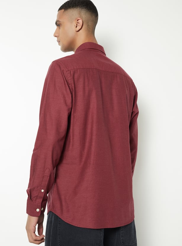 Men Solid Slim Fit Shirt
