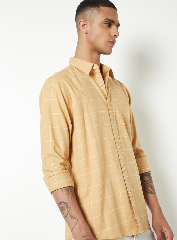 Men Checked Regular Fit Shirt