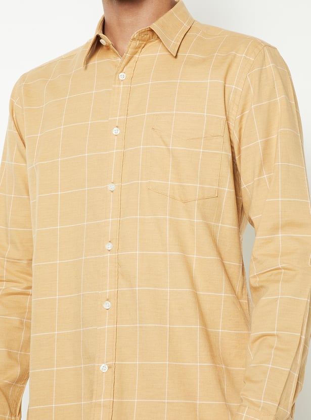Men Checked Regular Fit Shirt