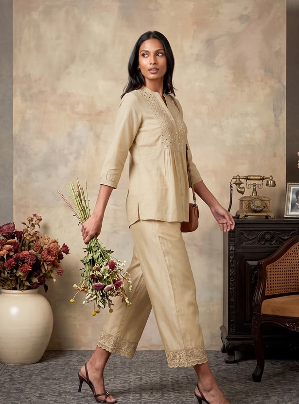 Women Embroidered Hem Palazzos