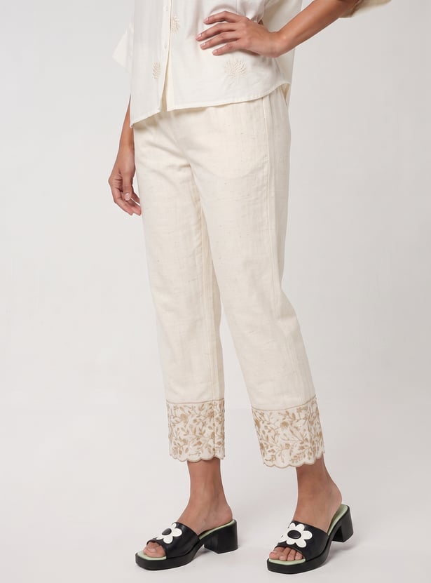 Women Embroidered Hemline Pants