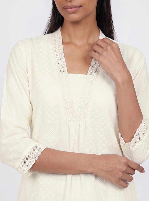 Women Woven Straight Kurta