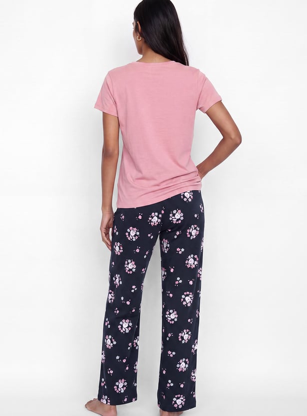 Women Printed Pyjama Set