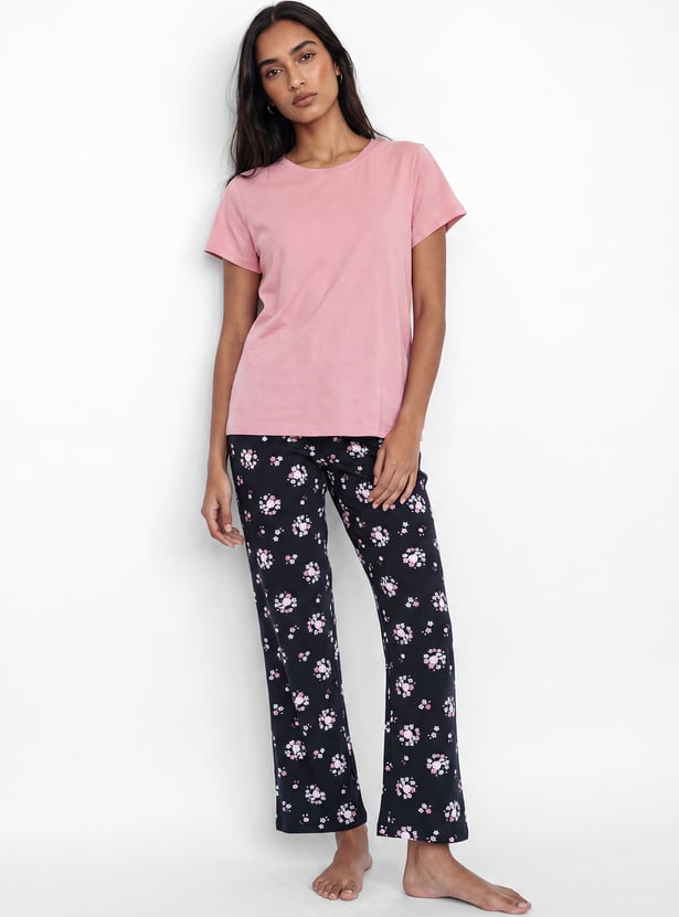 Women Printed Pyjama Set