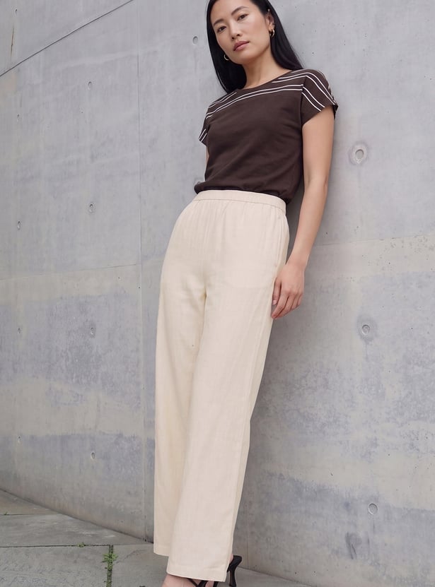 Women Solid Pull-on Pants