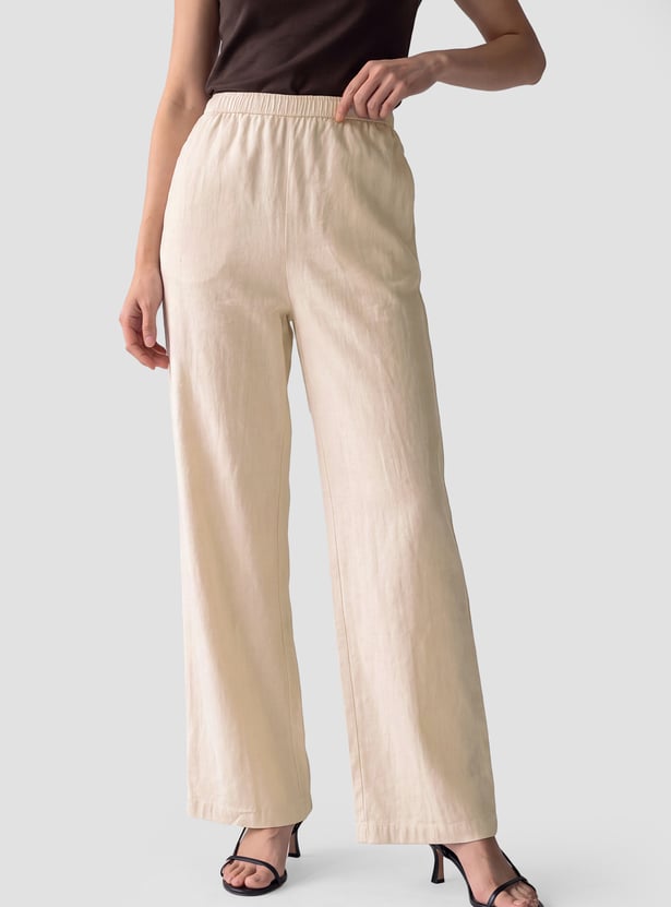 Women Solid Pull-on Pants