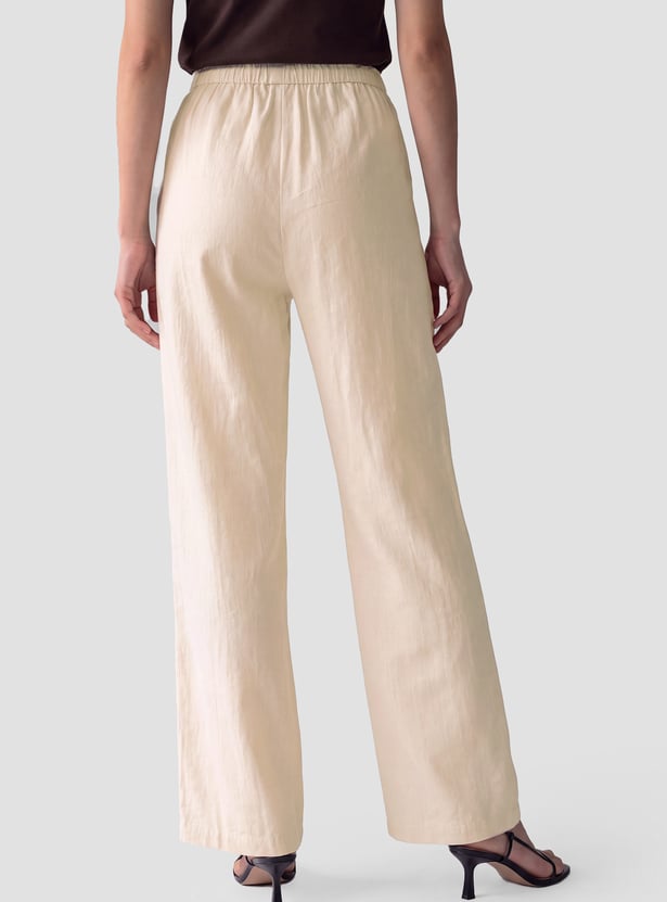 Women Solid Pull-on Pants